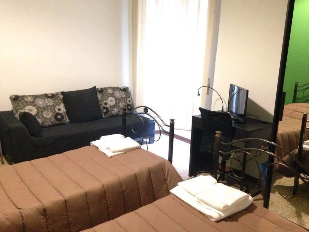Tra L'Etna E Il Mare B&B CTA Exterior foto